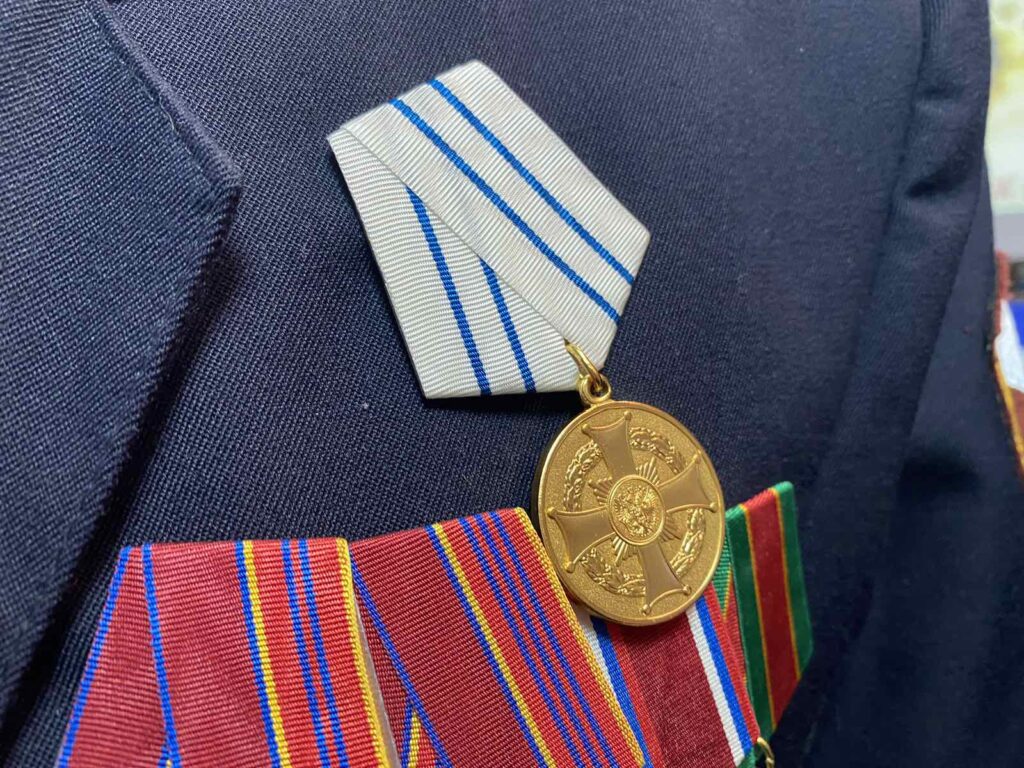 Офицер Росгвардии из Брянска удостоен медали ордена «Родительская слава»