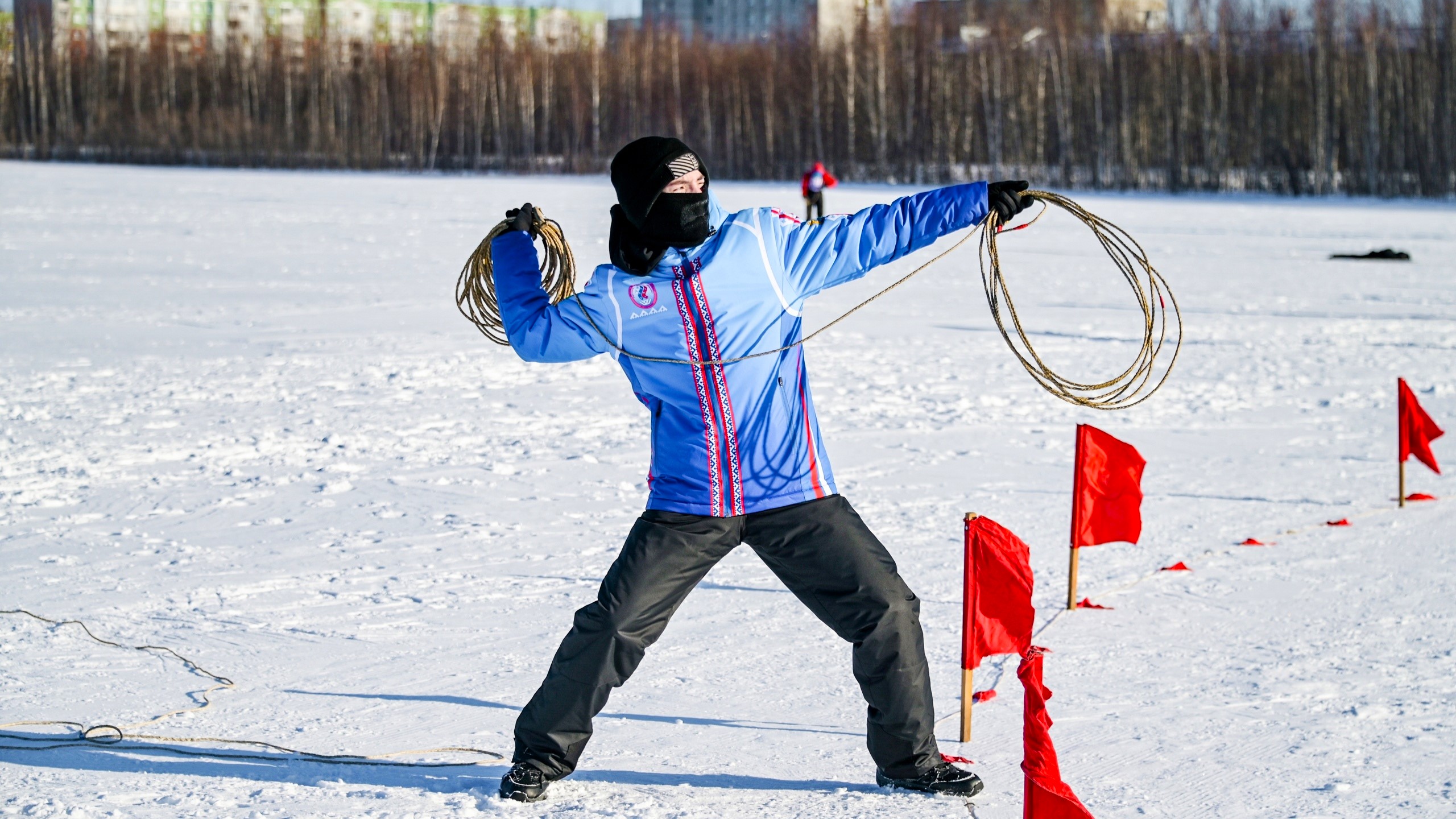 Югра укрепляет культуру коренных народов с помощью этнолагерей и северного многоборья