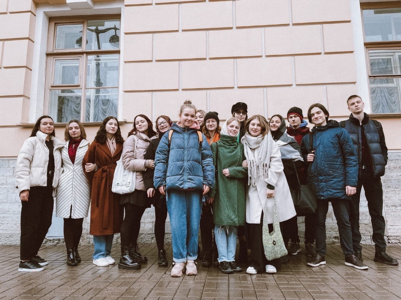 Колледж для иностранцев. Колледжи в китае. Педагоги агойского колледжа. Зарубежное образование. Студенты британских вузов.