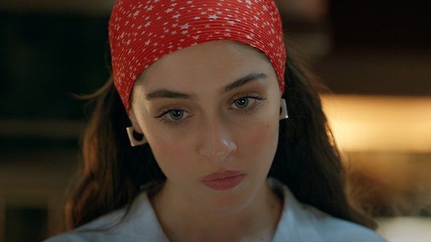 Кадр из сериала «Лейла»