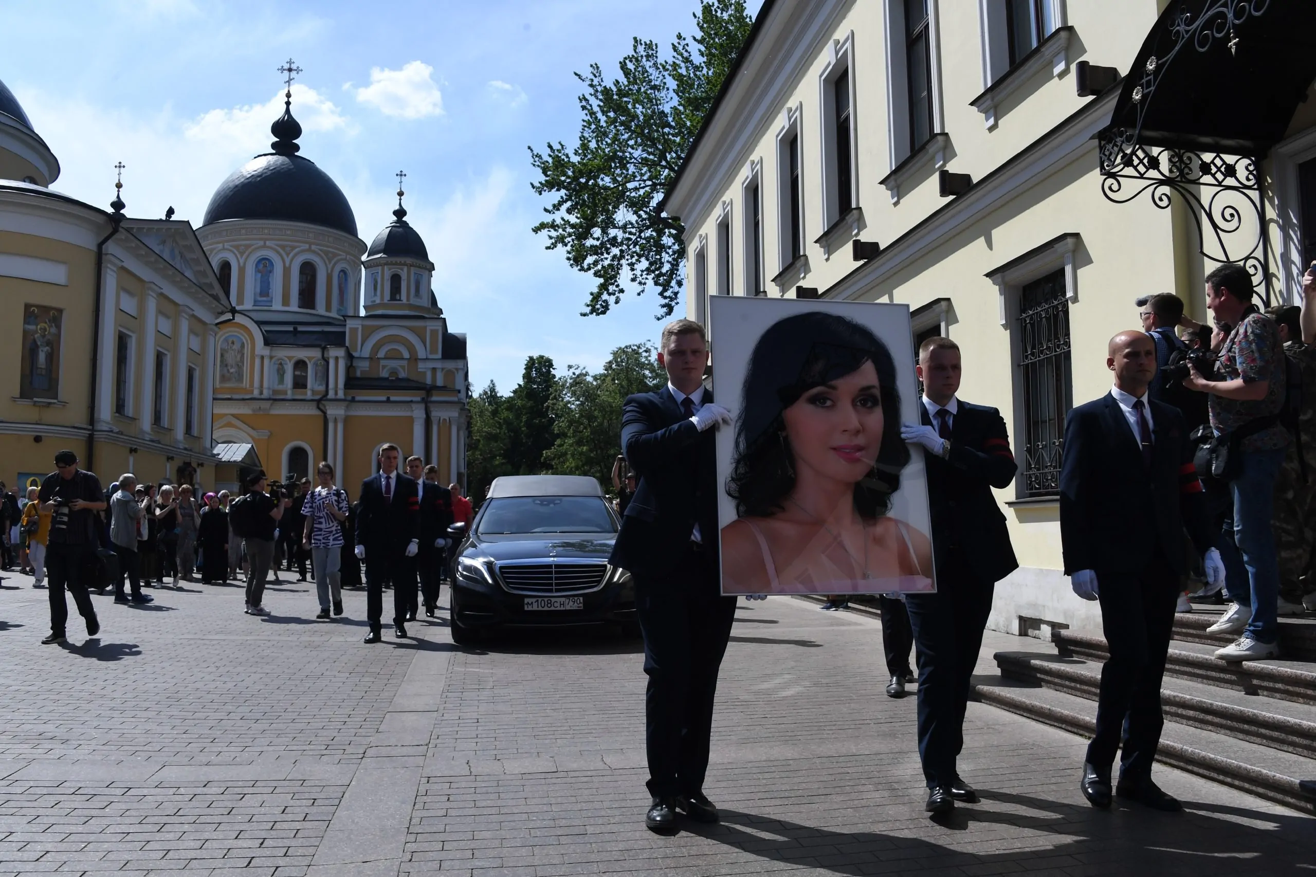 Фото умершей заворотнюк в гробу