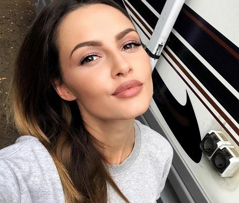 Бывшая участница Serebro Полина Фаворская пожелала удачи новому составу группы