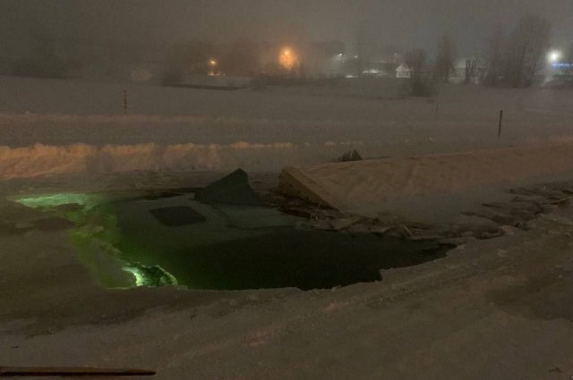 Под водой нашли