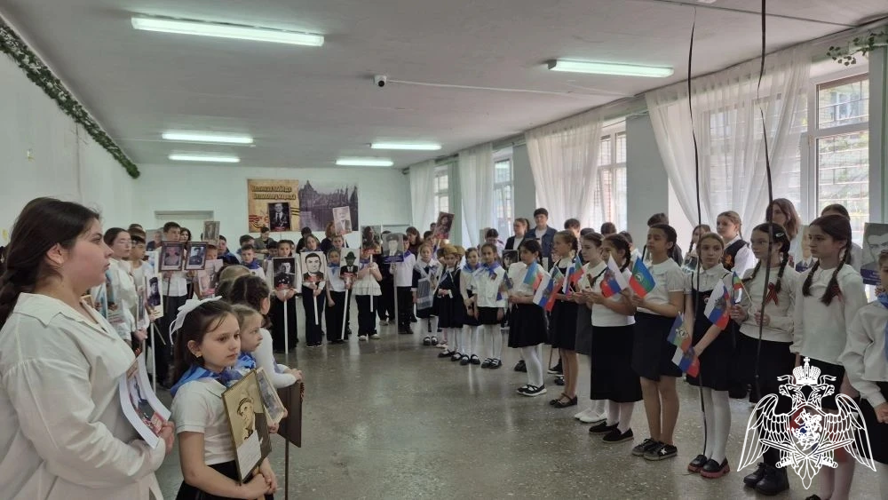 В Карачаево-Черкесии росгвардейцы приняли участие в патриотическом мероприятии