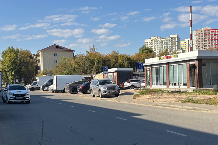 Одна из парковок появится на участке улицы Халева от пересечения с улицей Спартаковской до пересечения с улицей Павлюхина