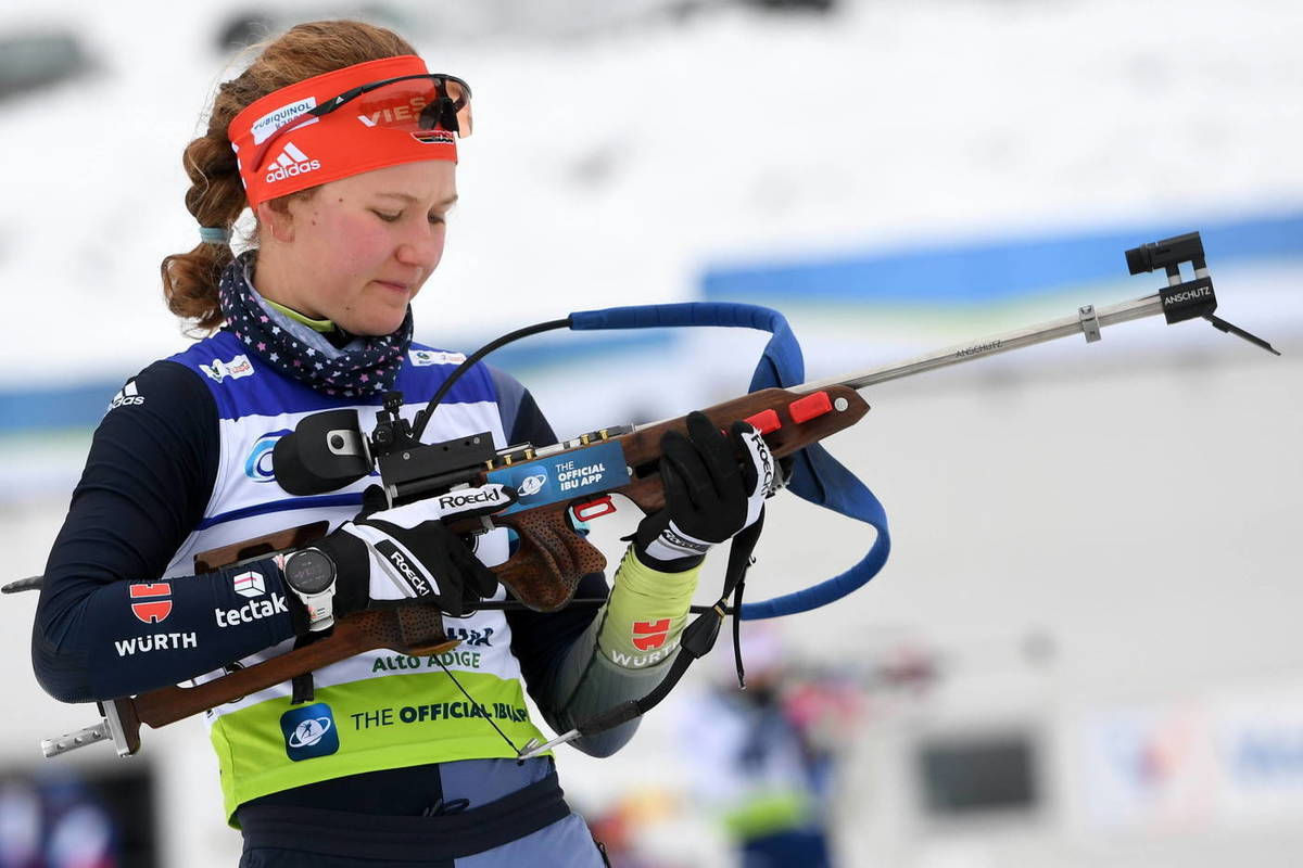 Немецкая биатлонистка Гротиан победила в гонке преследования на ЧЕ