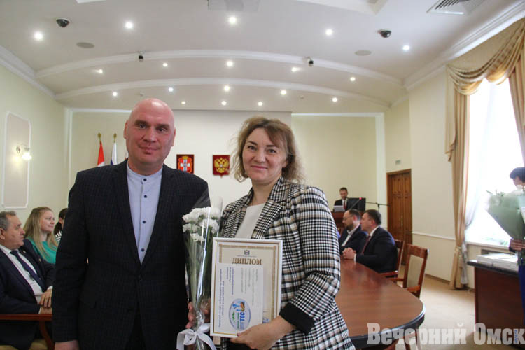 Гномландия, седумы и билет в детство: победителям конкурса «Омские улицы» вручили награды в администрации города