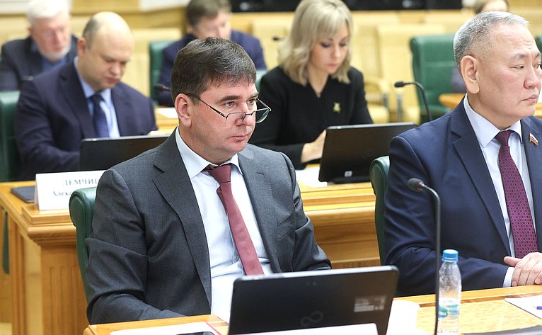 Парламентские слушания, посвященные вопросам реализации Федерального закона «О рыболовстве и сохранении водных биологических ресурсов» в части перезаключения договоров пользования рыболовными участками