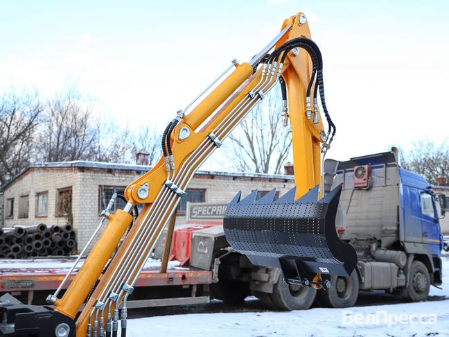 В Белгородской области закупили три многофункциональных земснаряда-амфибии - Изображение 2