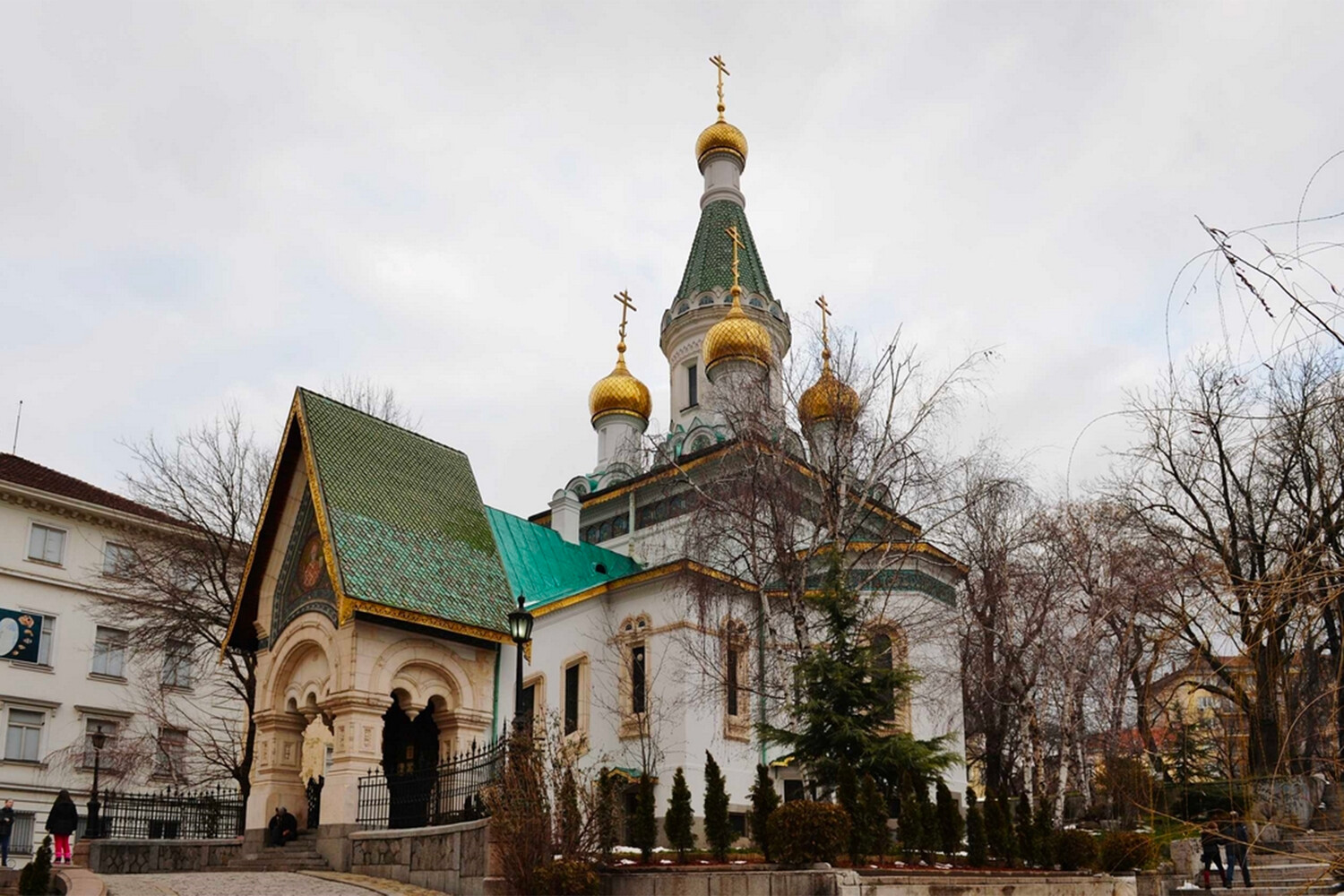 Все храмы подворья патриарха. Храм святителя Николая в Софии Болгария. Русская Церковь Святого Николая в Софии. Храм свт. Серафи́ма (Соболева), архиепископа. Святитель Серафи́м (Соболев), архиепископ Богучарский.