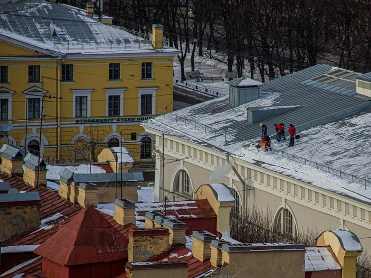 В Узловой жители дома через прокуратуру добились ремонта протекающей крыши