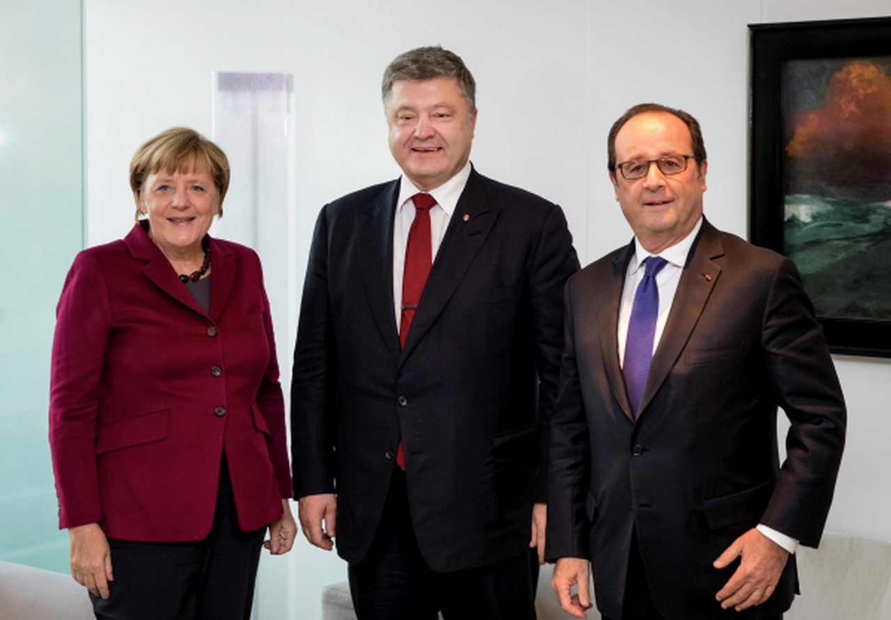 Переговорщики с Украинской стороны довольны - они обманули русских и дали время Киеву перевооружиться.