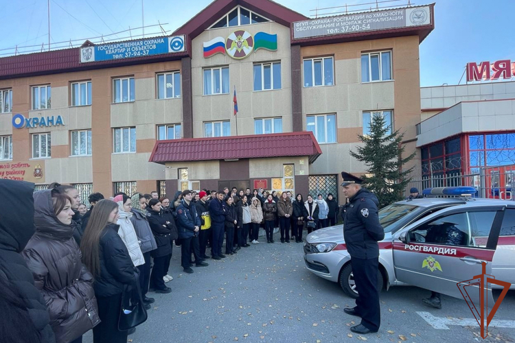 В преддверии Дня образования подразделений вневедомственной охраны Росгвардии прошли просветительские мероприятия на Урале