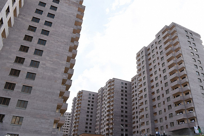 В Ереване модернизируют систему электроснабжения в 105 многоэтажках, стоимость работ - 3,4 млрд. драмов