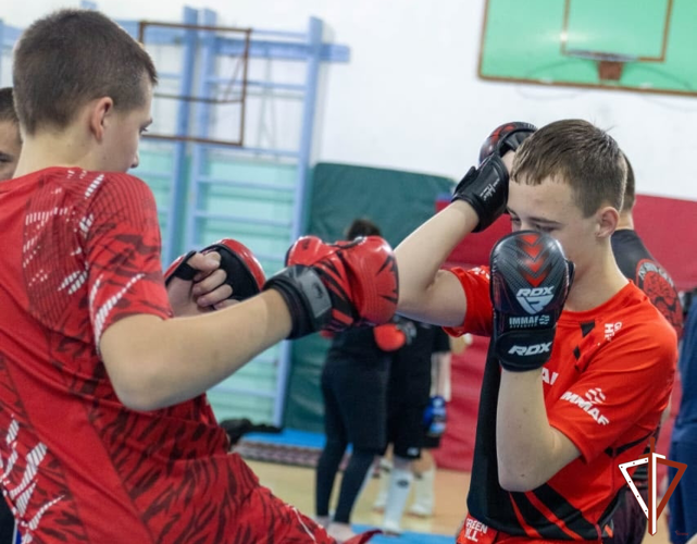 Сотрудники вневедомственной охраны Свердловской области проводят мероприятия в преддверии Дня образования