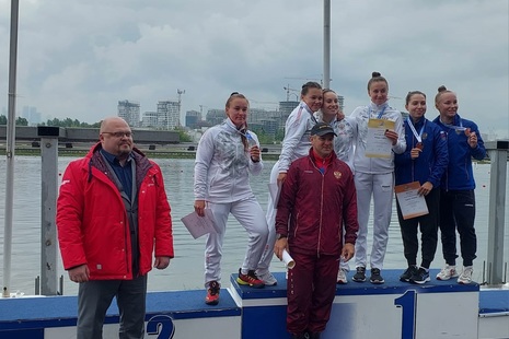 Колпинские спортсмены завоевали 12 медалей на Чемпионате России по гребле на байдарках и каноэ