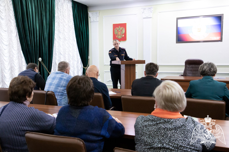 Росгвардейцы провели занятие по антитеррористической защищенности с представителями брянских вузов 