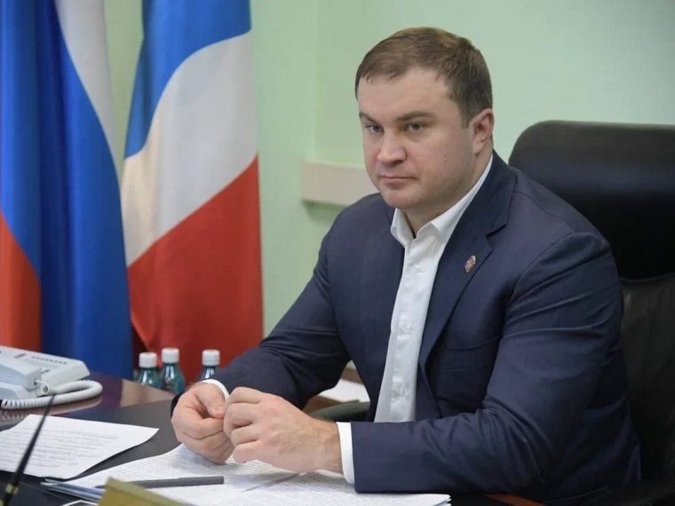 Главы Большереченского и Тарского районов отчитались Виталию Хоценко о ходе развития территорий 