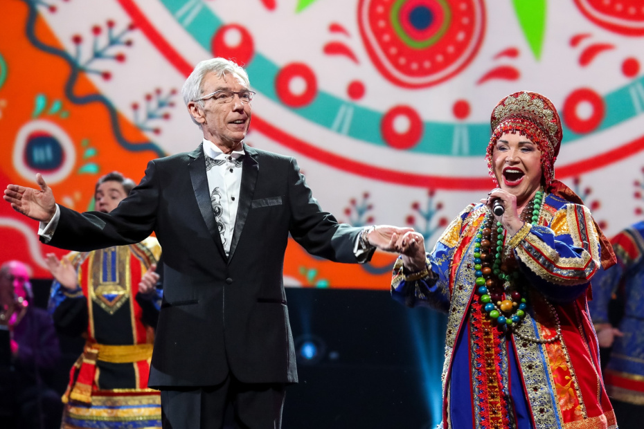 Юрий Николаев и Надежда Бабкина на концерте «Звездный юбилей Юрия Николаева», посвященном его 70-летию