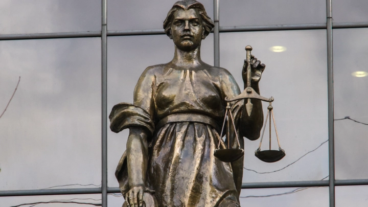 На Урале следователь отпустил двух педофилов, хотя они угрожали девочке