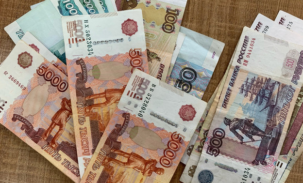 Житель Вятских Полян потерял 400 тысяч рублей в инвестиционной афере