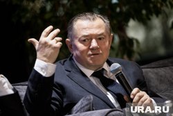 Глазьев имеет звание полковника