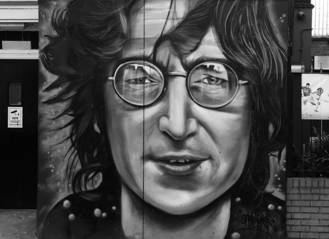 Последнее письмо Джона Леннона продали на аукционе за $64 тыс