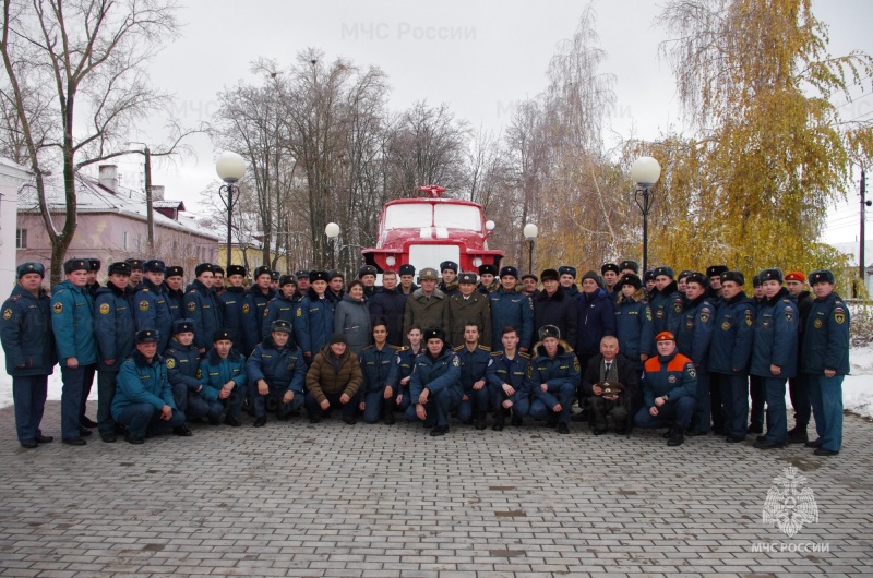 Чувашию с рабочим визитом посетил председатель Поволжского совета ветеранов пожарных и спасателей Петр Третьяков