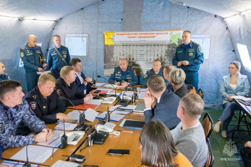 В Кирове прошла плановая тренировка по реагированию на условную чрезвычайную ситуацию