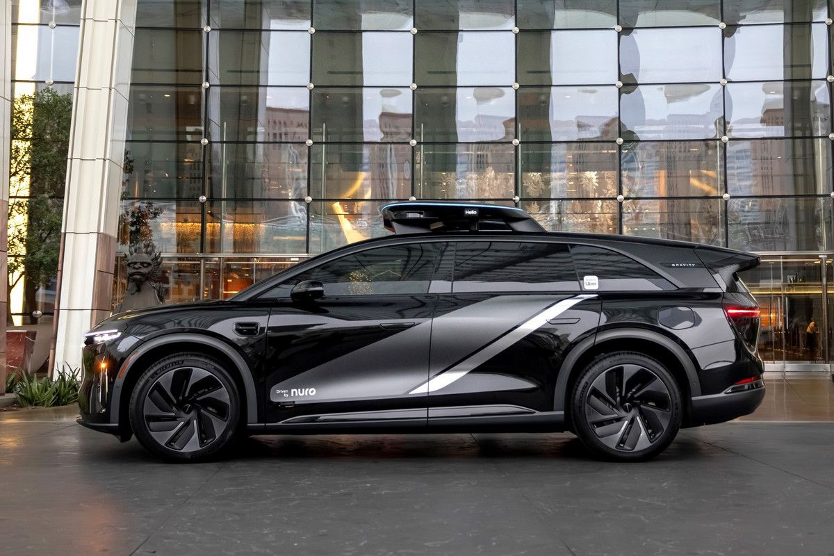 Гиперкары китайской «мечты» и другие премьеры выставки CES-2026 в Лас-Вегасе