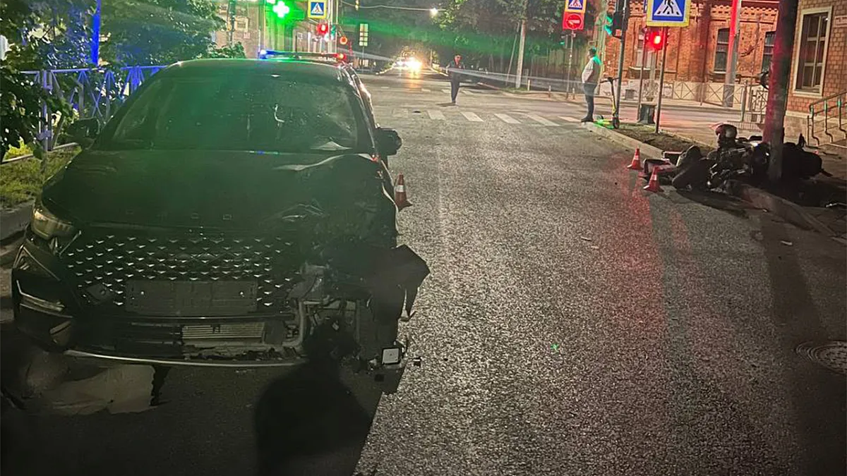 В Краснодаре подросток на мопеде угробил своего отца в ДТП 