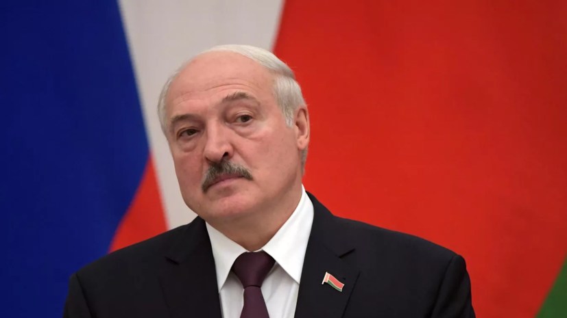 Лукашенко присвоил звание Героя Белоруссии космонавту Василевской
