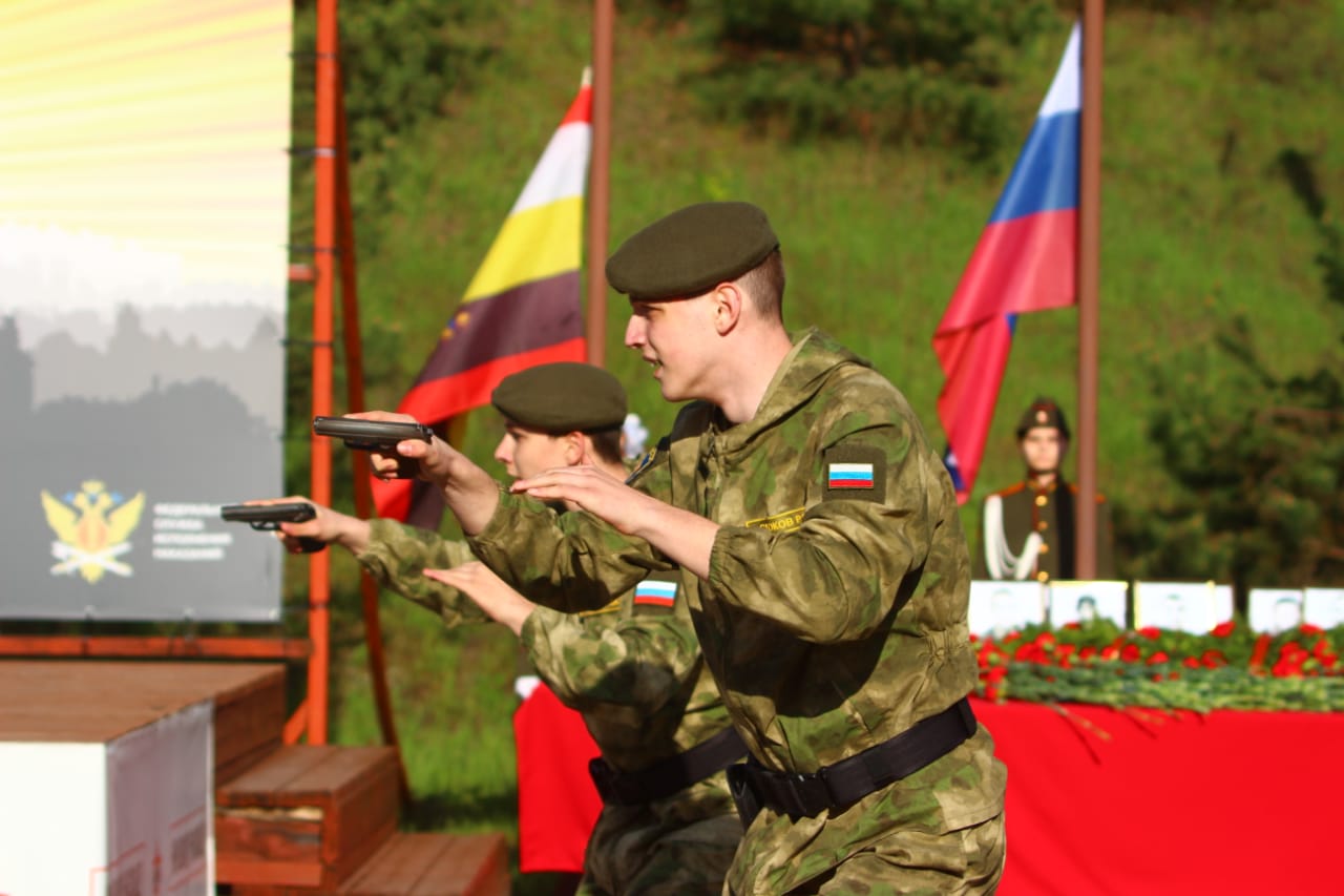 Военно патриотические задачи. Армейский офицер. Новости Курской области о войне. Фон специальное задание. Выставка герои специальной военной операции.