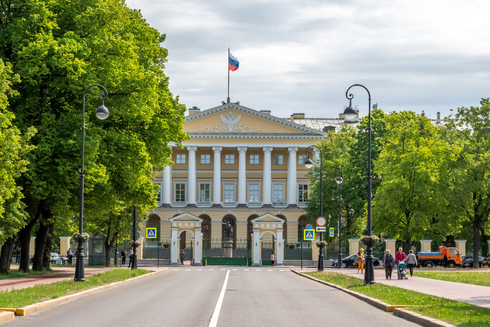 Общественное правительство