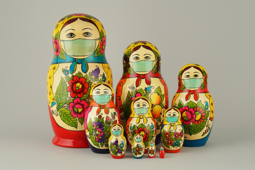 Матрешки в масках. Правообладатель: пресс-служба Фонда «Общество поощрения художеств».