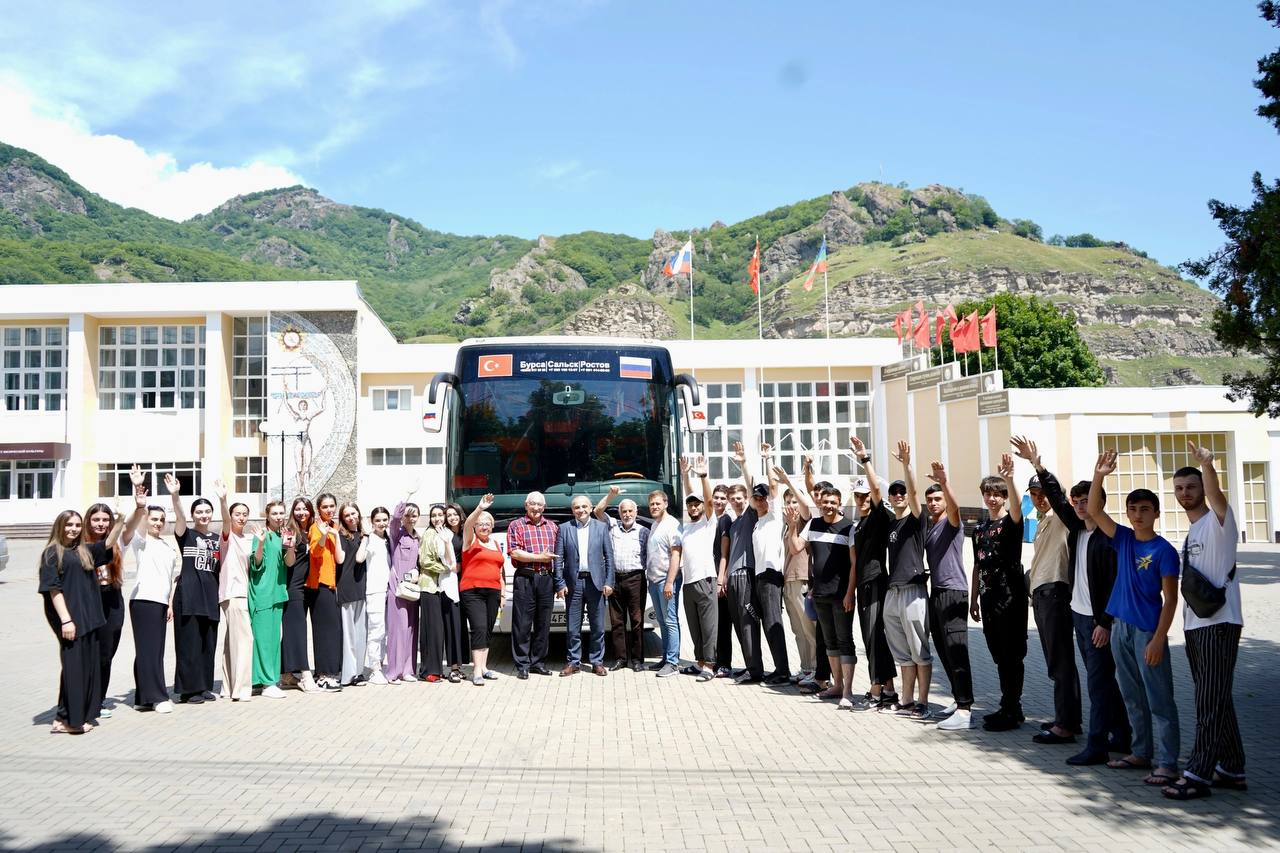 Ансамбль КЧГУ «Шохлукъ – Дружба» примет участие в танцевальном фестивале в Турции