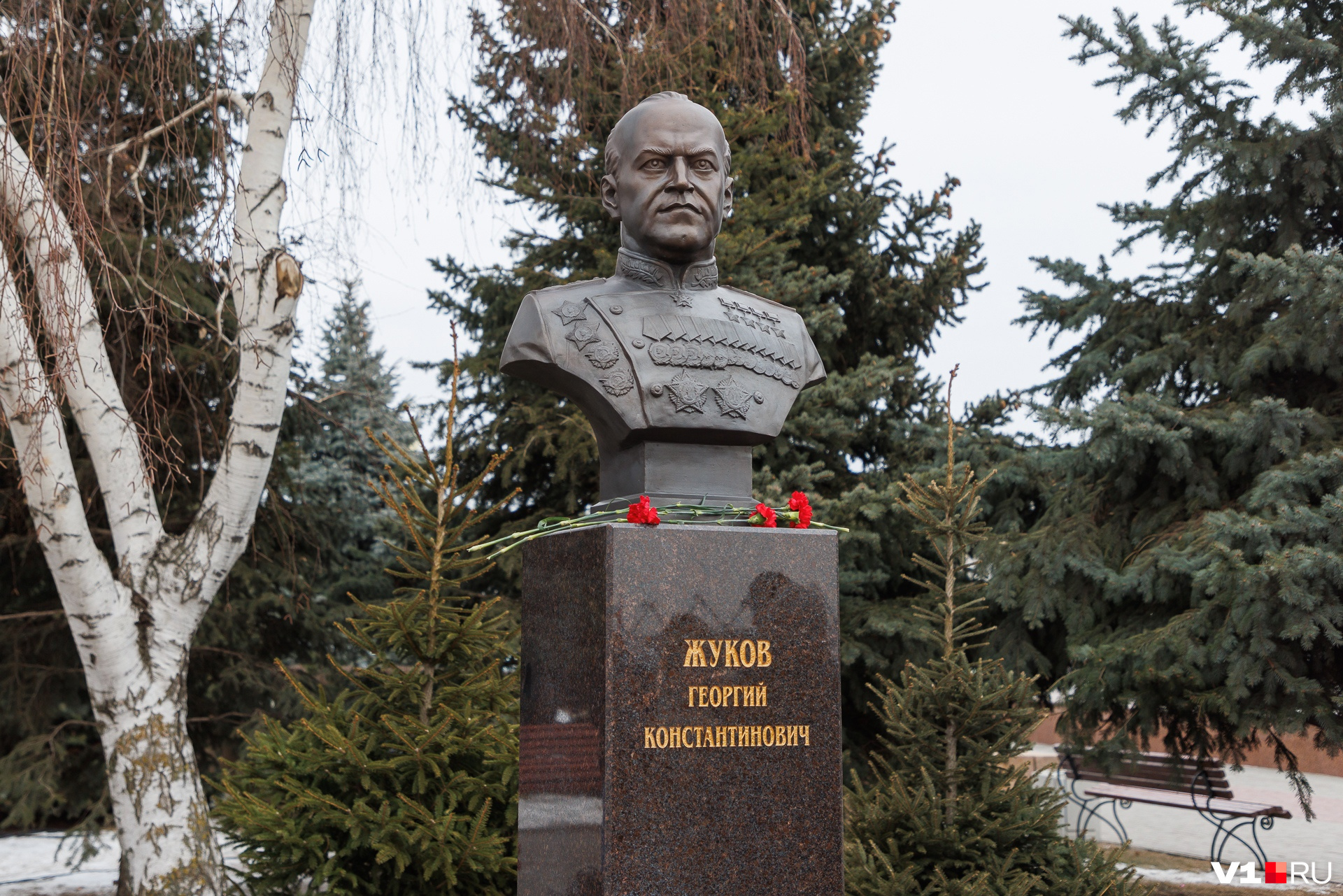 статуя сталина на волго доне