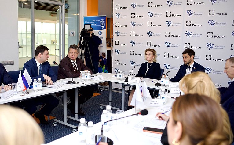 Совещание Комитета СФ по социальной политике по вопросам создания системы комплексной реабилитации и абилитации инвалидов и оказания протезно-ортопедической помощи