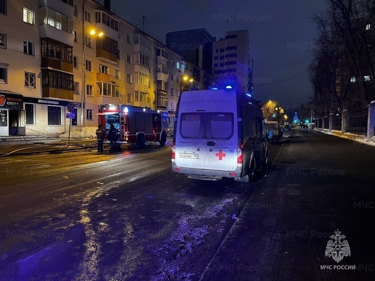 Трое детей пострадали при пожаре в Нижней Салде