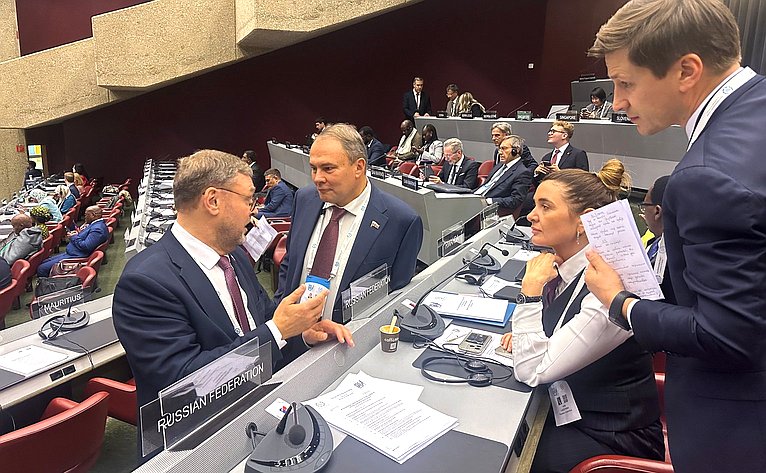 Сенаторы в составе делегации Федерального Собрания РФ участвуют в 151-й Ассамблее Межпарламентского союза в Женеве