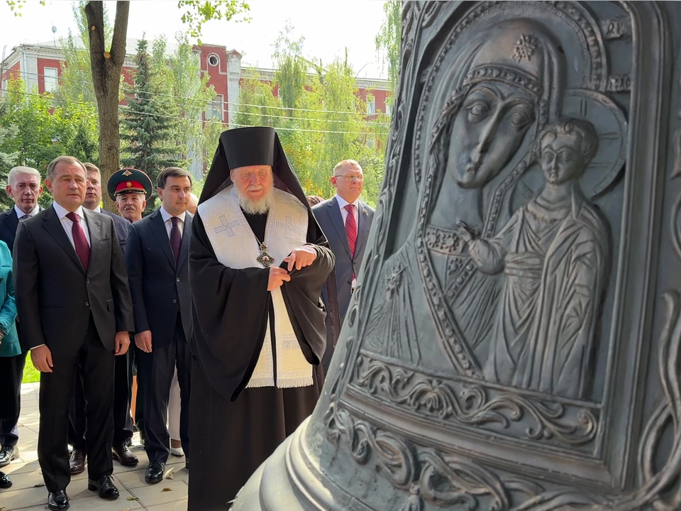 Знаменитости поздравляют Реутов с юбилеем