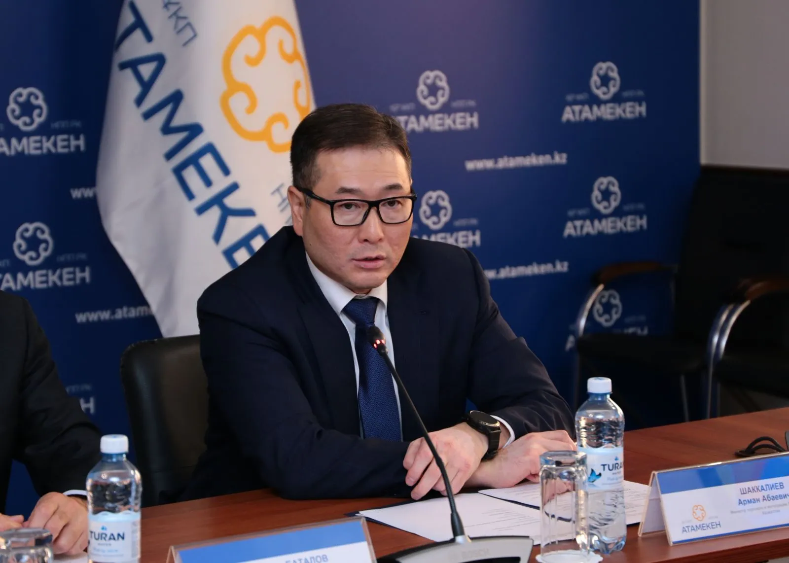 баттаков казыбек спб. вице министр коммерции китая. совет директоров возглавляет:. све министра казахстана. министр торговли и интеграции республики казахстан.