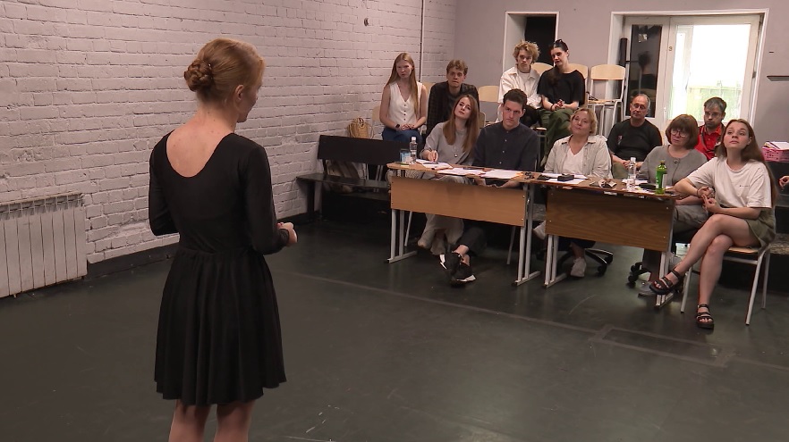 В Екатеринбурге вступительные экзамены сдают будущие актеры