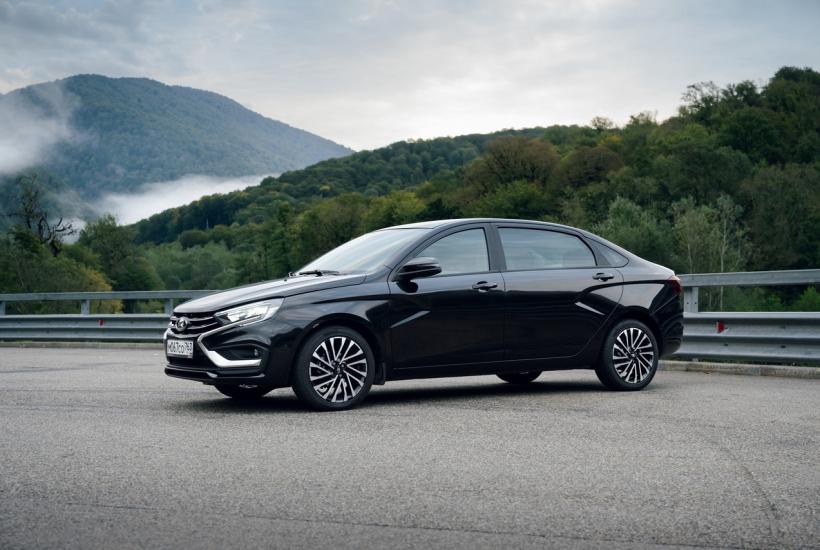 Lada Aura