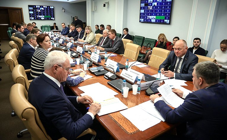 Совещание Комитета СФ по аграрно-продовольственной политике и природопользованию «Мониторинг реализации законодательства Российской Федерации в части поддержки сбыта фермерской продукции»