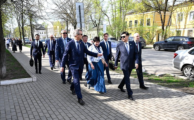 Встреча участников 23-го заседания Комиссии по сотрудничеству между Советом Федерации и Сенатом Парламента Республики Казахстан и осмотр социальных объектов Твери