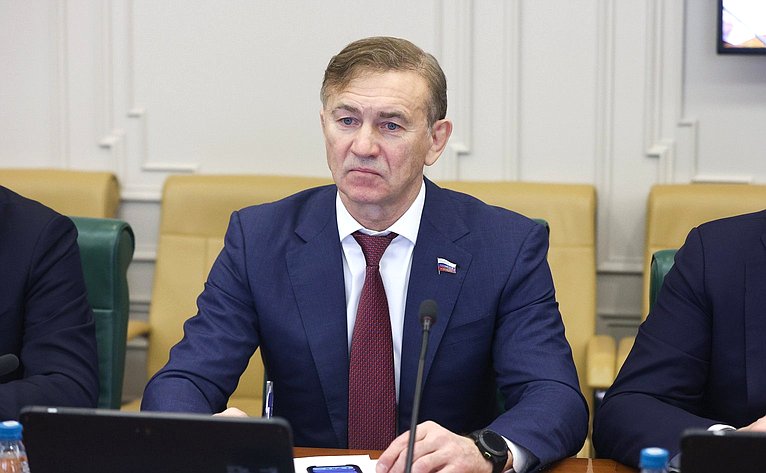 Александр Брыксин