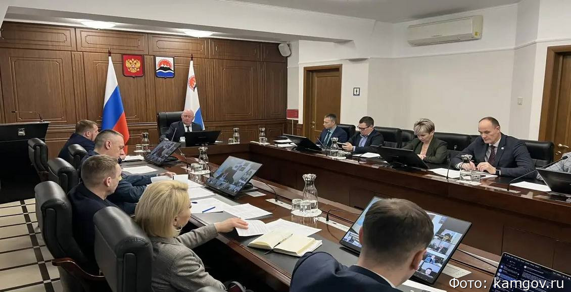 Глав муниципалитетов Камчатки предупредили о надвигающемся циклоне