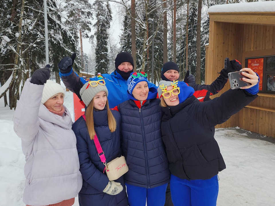 Атлеты в Красноармейске пробежали ка крепком морозе три километра за зачет