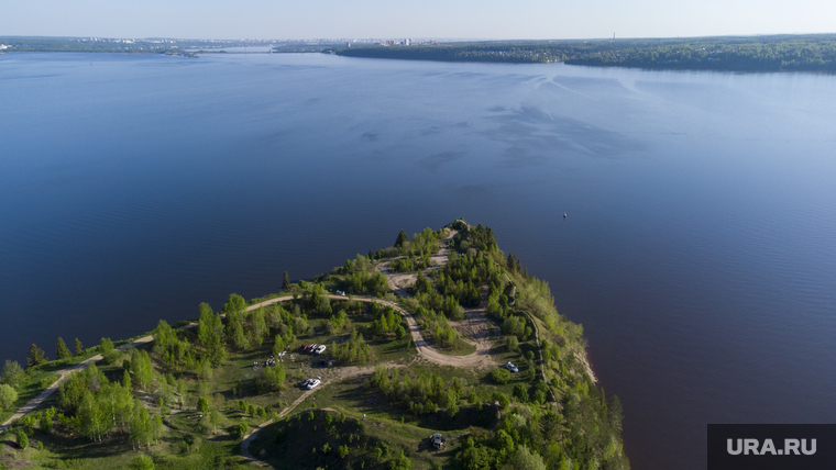 Село мыс пермский. Мыс стрелка. Мыс стрелка Пермь. Пугвин мыс Пермский край. Пермь Кама набережная.